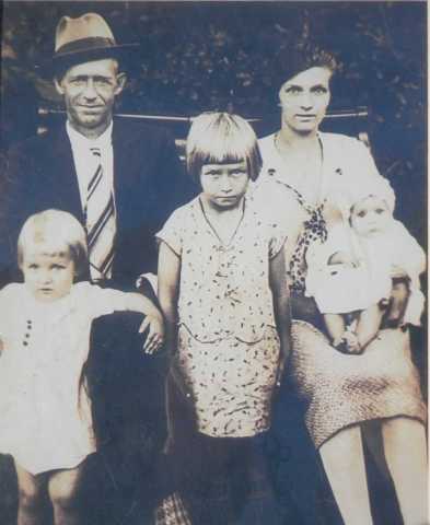 banner blevins and family